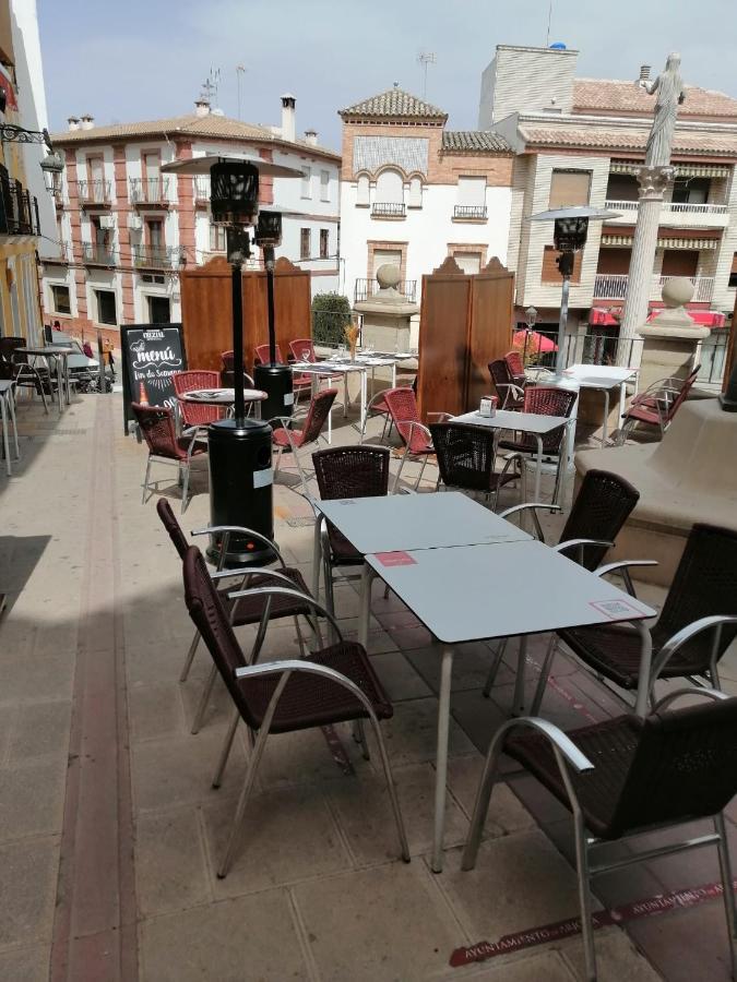 Hospedium Dlj Hostal Tematico Desde La Juderia Arjona Bagian luar foto