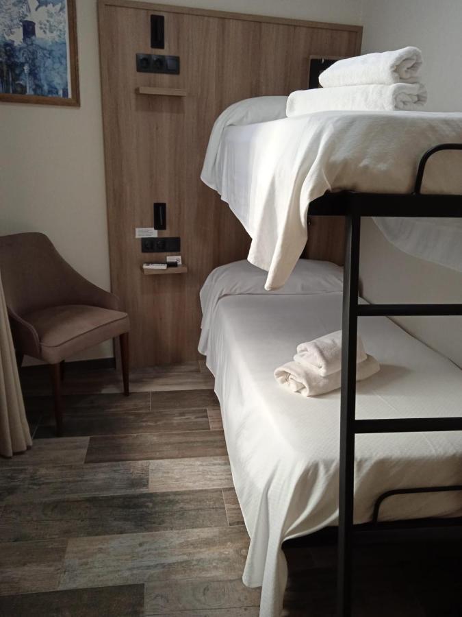 Hospedium Dlj Hostal Tematico Desde La Juderia Arjona Bagian luar foto
