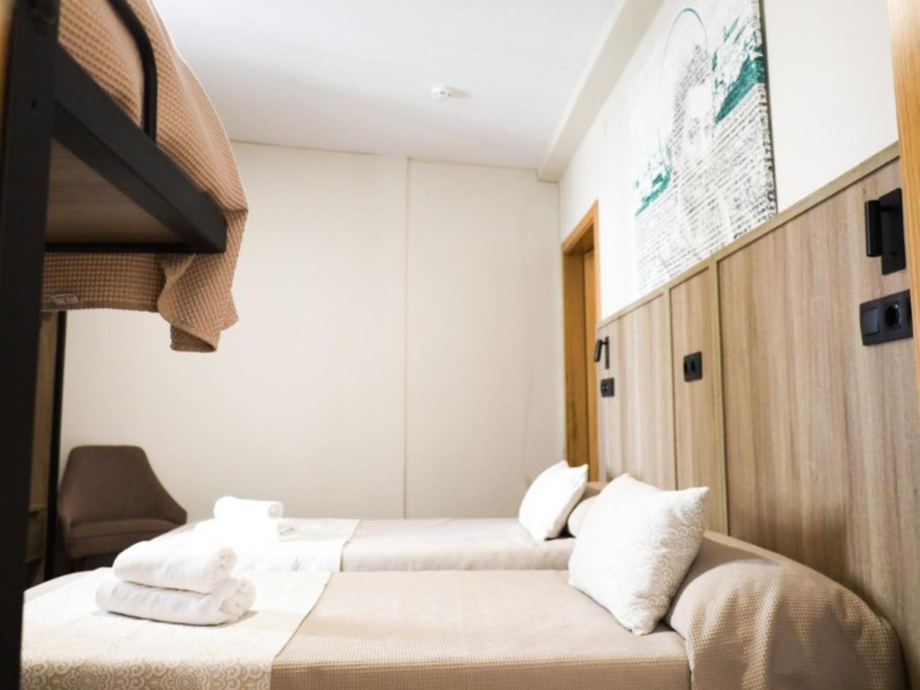 Hospedium Dlj Hostal Tematico Desde La Juderia Arjona Bagian luar foto