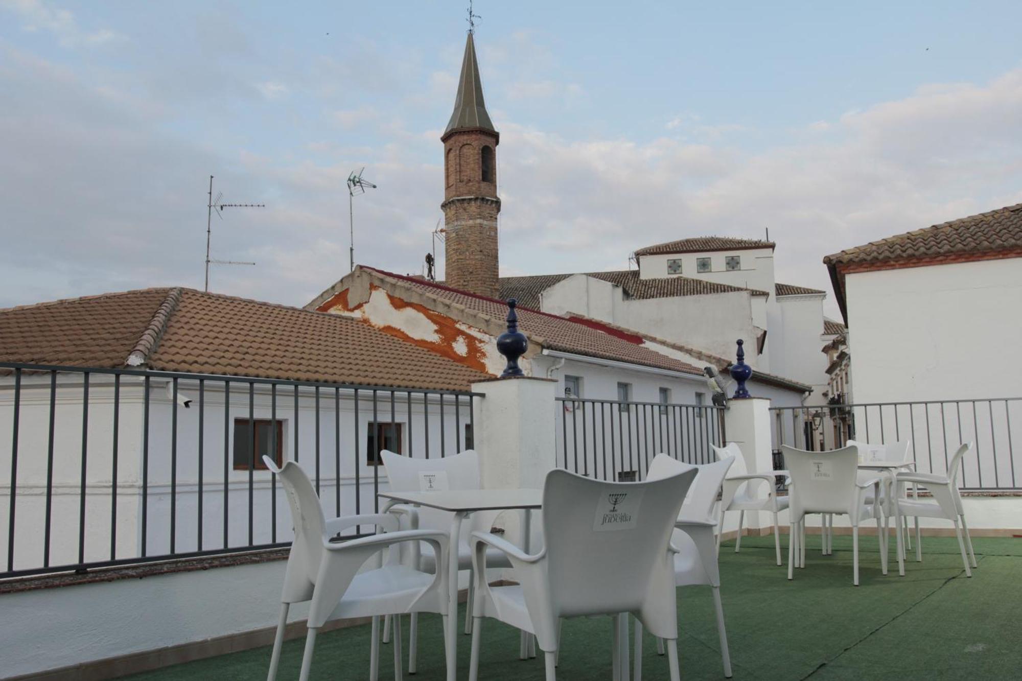 Hospedium Dlj Hostal Tematico Desde La Juderia Arjona Bagian luar foto