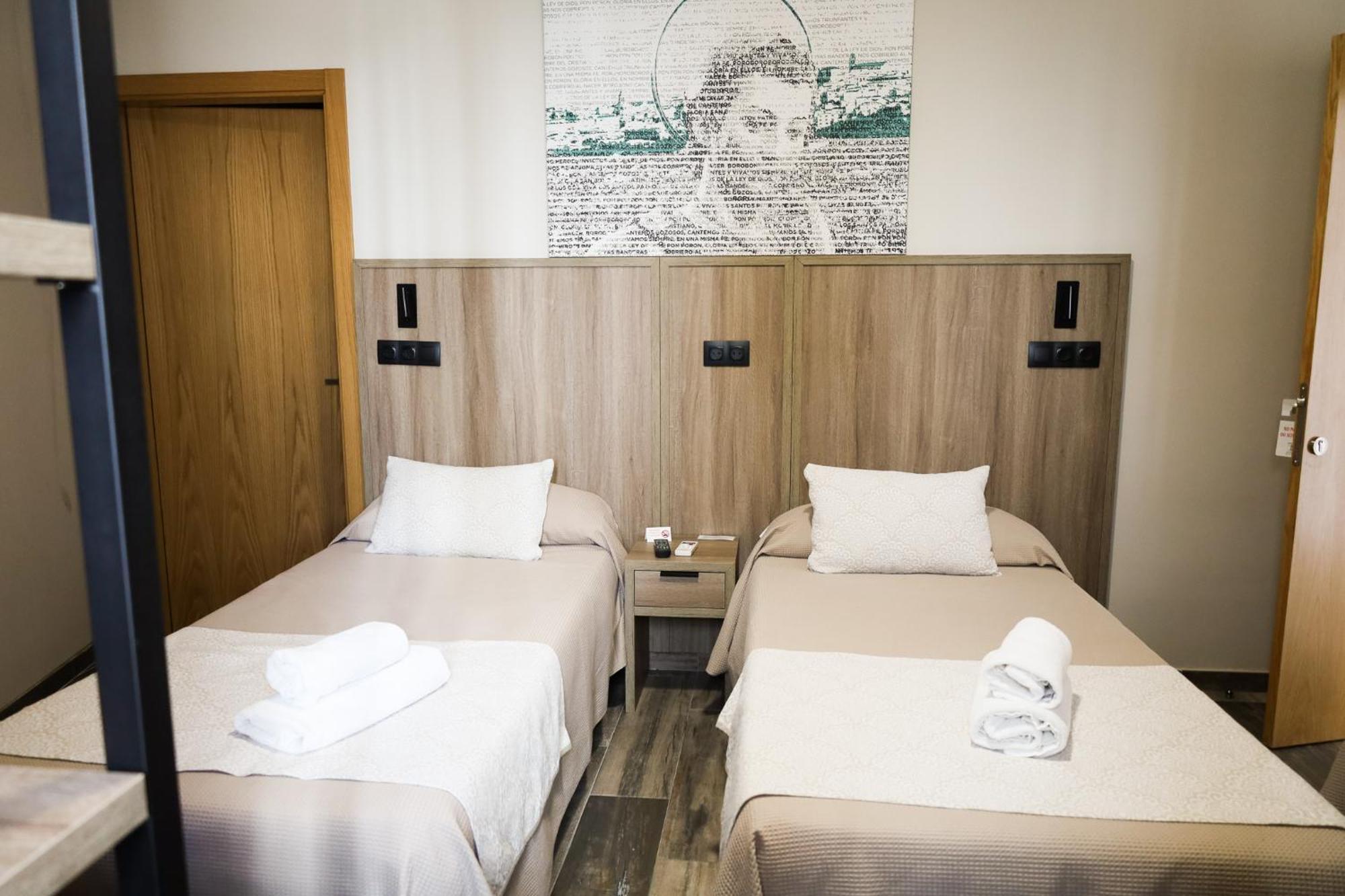 Hospedium Dlj Hostal Tematico Desde La Juderia Arjona Bagian luar foto