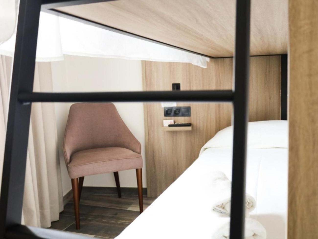 Hospedium Dlj Hostal Tematico Desde La Juderia Arjona Bagian luar foto