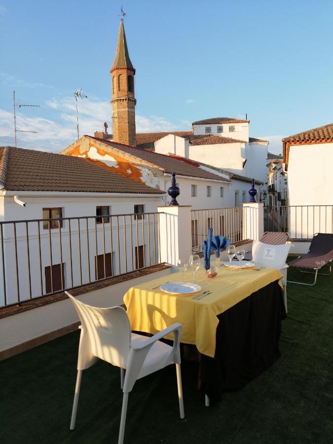 Hospedium Dlj Hostal Tematico Desde La Juderia Arjona Bagian luar foto